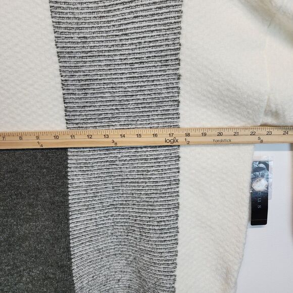 Cyrus Colorblock Mock Neck Sweater Size L Gray Cream Wool Blend Boxy Soft Chic - Picture 10 of 15